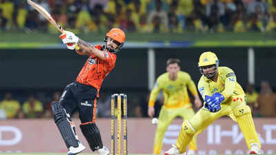 Srh beat csk by 5 wickets.jpg