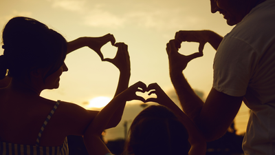 Tech free evenings 6 simple habits that strengthen family bonds.jpg