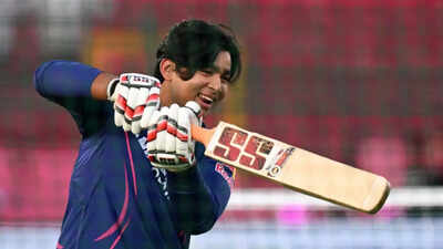Vaibhav sooryavanshi 2305 i.jpg