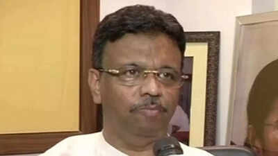 Firhad hakim.jpg