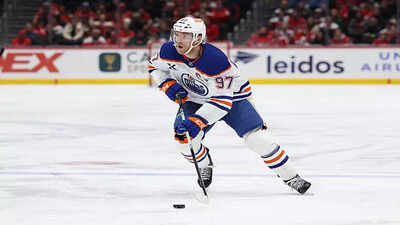 Nhl connor mcdavid of the edmonton oilers skates with the puck against the washington capitals.jpg